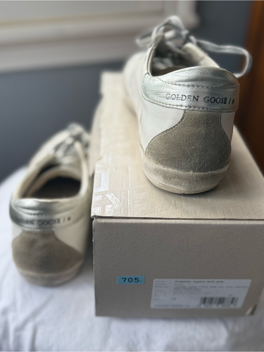Golden Goose White Leather Super-Star Sneakers with Silver Star - Picture 7 of 11